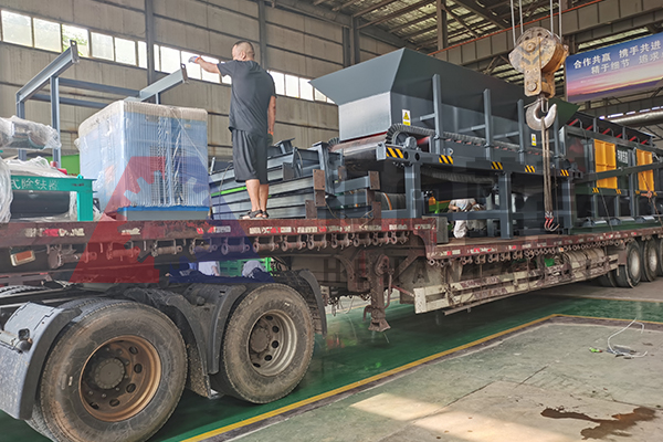 垃圾處理設備發貨